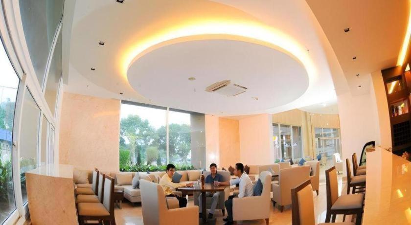 Mekong My Tho Hotel Екстериор снимка